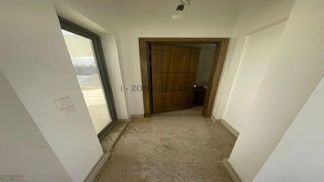 Modern Townhouse for rent Fifth Square_Al Marasem