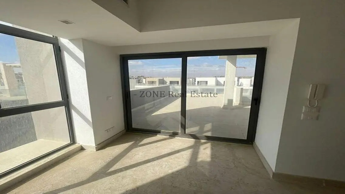 Modern Townhouse for rent Fifth Square_Al Marasem