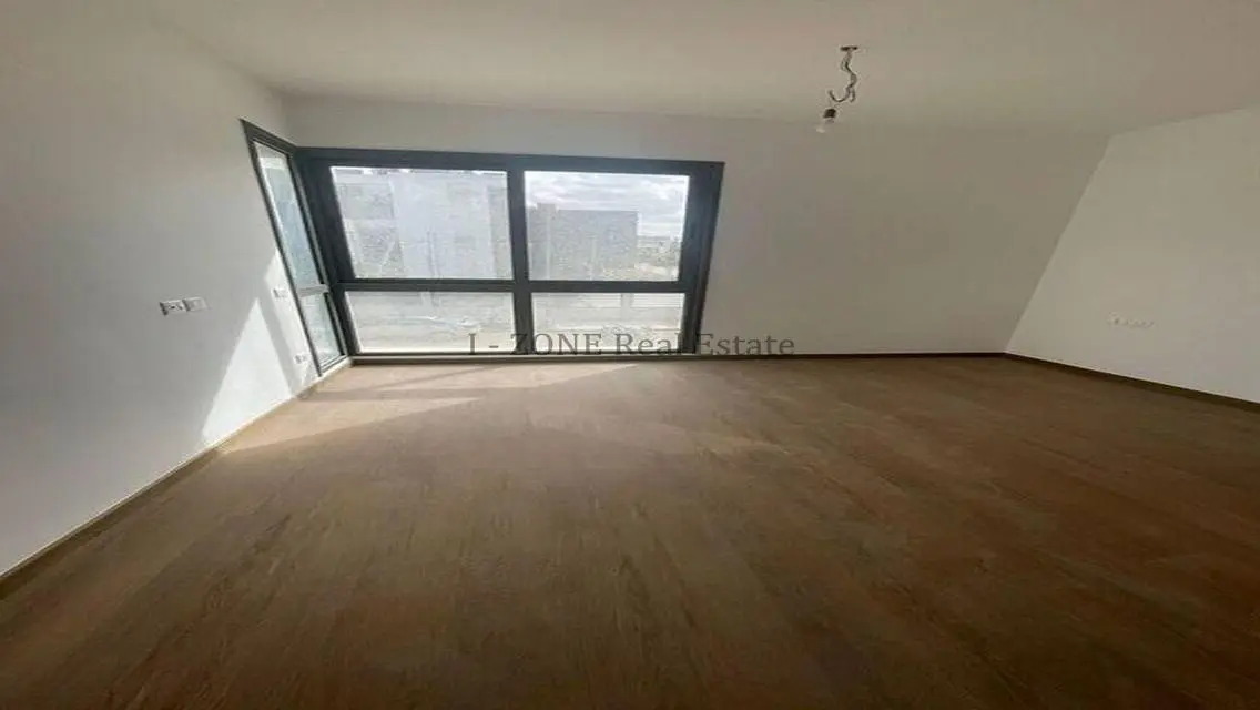 Modern Townhouse for rent Fifth Square_Al Marasem