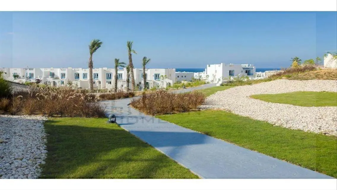 Prime location - Ready To Move - Lagoon View