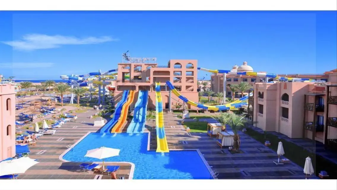 Ready To Move-Prime Location-Best Price -Sea view