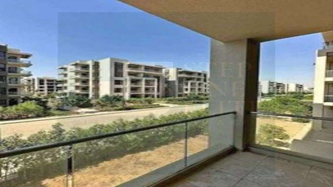 Ground Floor Apartment – 96 sqm Garden – Kempins