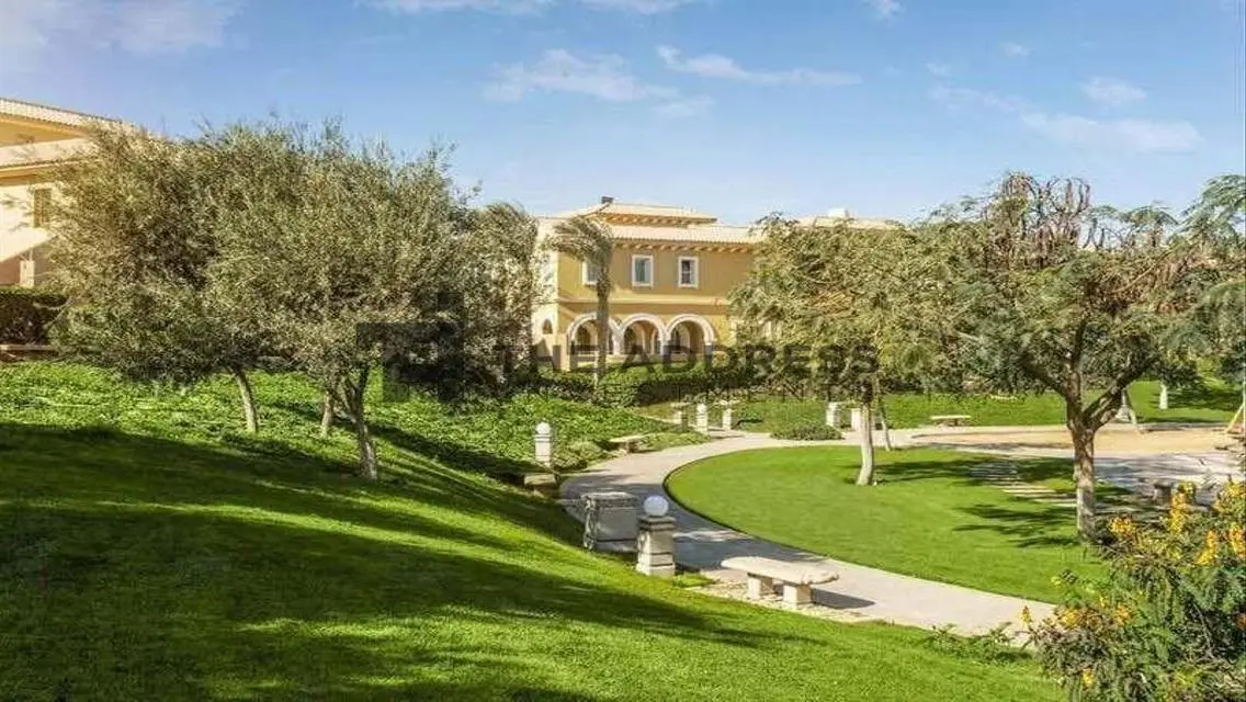 Villa 360sqm + garden installment 8 years 10%DP