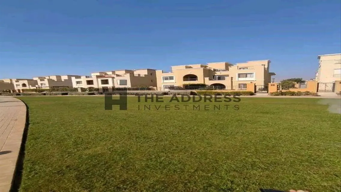 Villa 360sqm + garden installment 8 years 10%DP