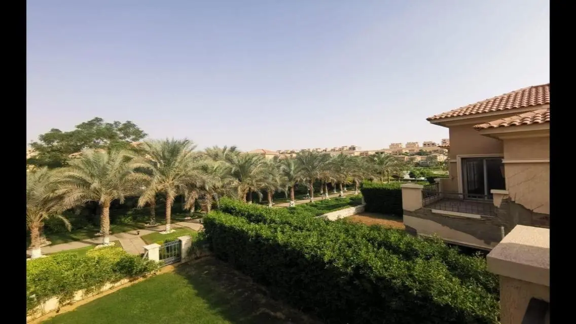 Villa for rent semi furnished Stone Park Compoud