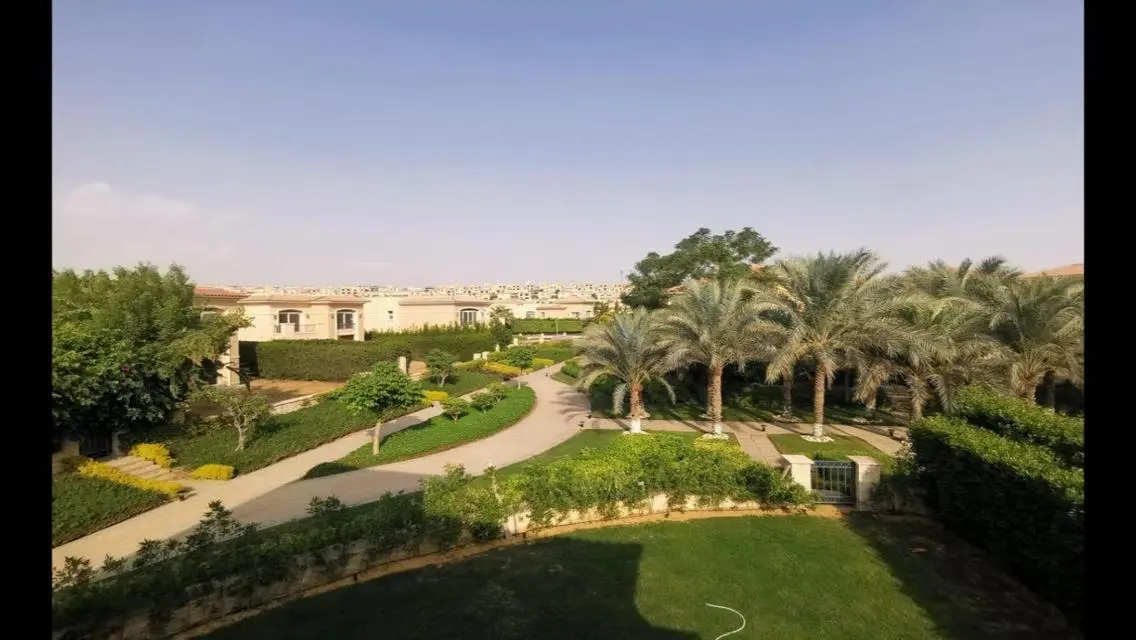Villa for rent semi furnished Stone Park Compoud