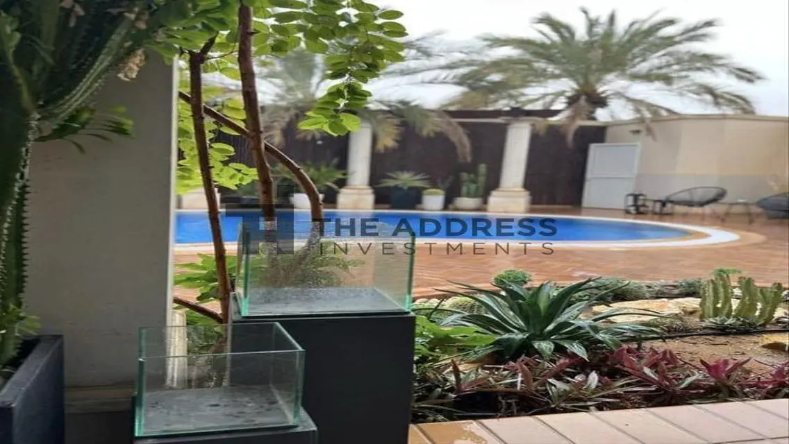Townhouse lagoon view installment 8 years 10%DP