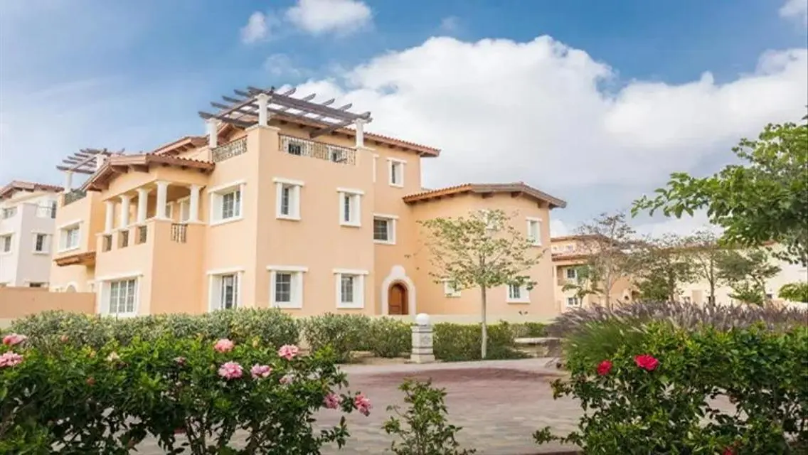 villa for sale at hyde park &amp;installment1.5m over