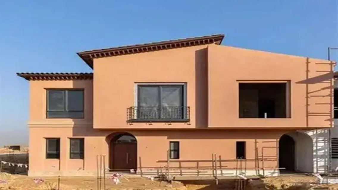 تاون هاوس في فيلادج ويست بتصميم راقي