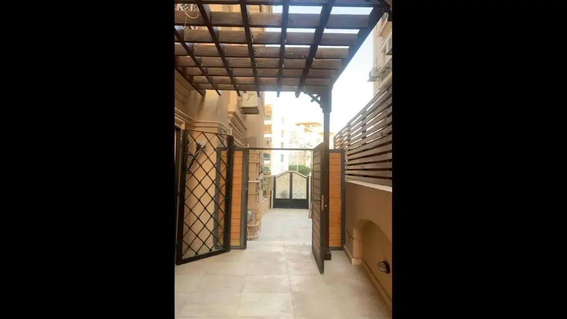 Apartment for rent fully furnished in El Choueifat