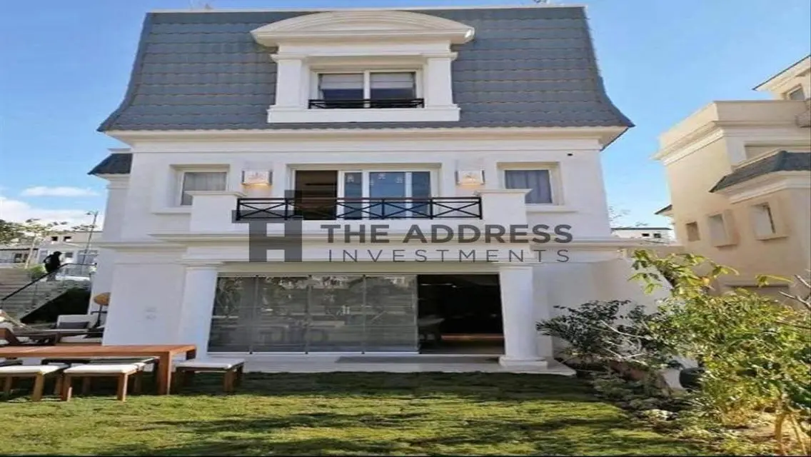 Townhouse 360sqm prime location installment 8years