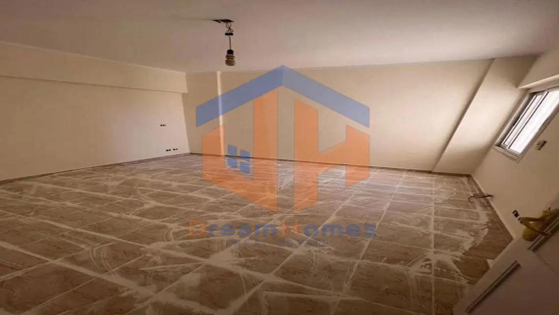 Apartment 224m for rent in Rehab, wide garden view