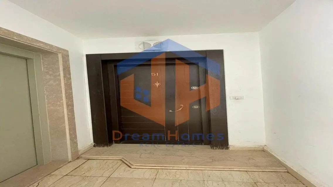 Apartment 224m for rent in Rehab, wide garden view