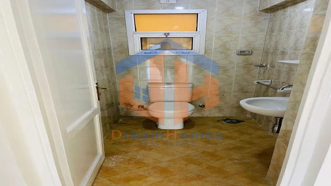 Apartment 162 m for rent in Al Rehab next to Gate