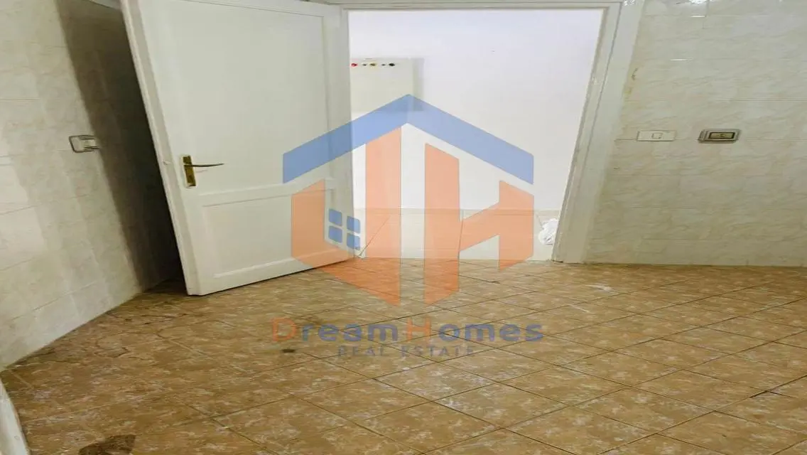 Apartment 162 m for rent in Al Rehab next to Gate