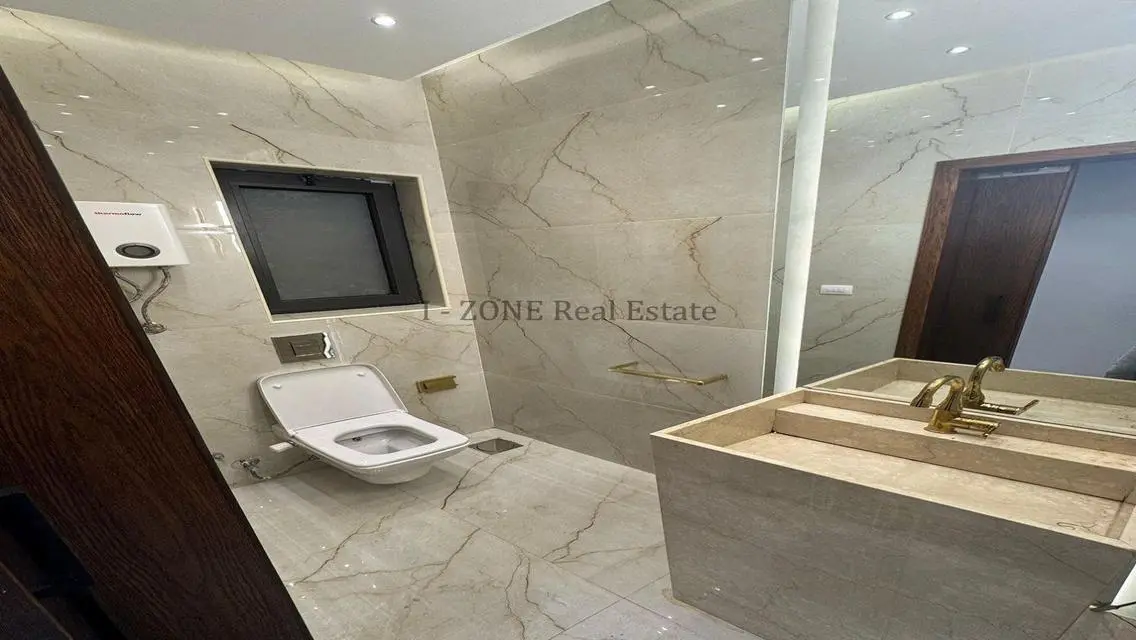 Furnished hotel apartment for rent in Lake View