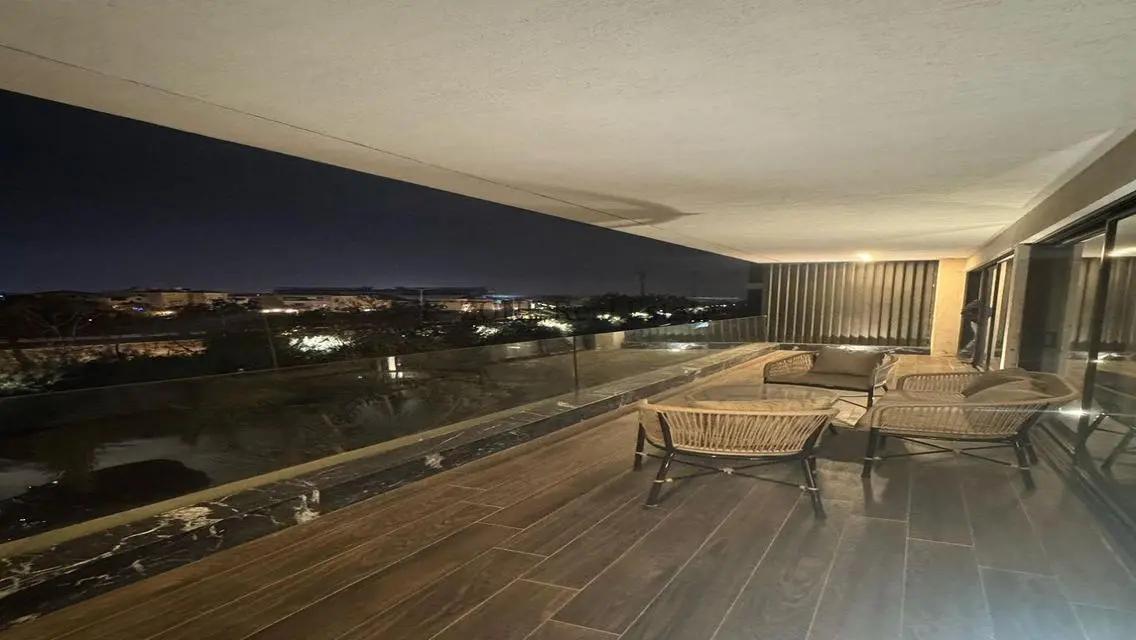 Furnished hotel apartment for rent in Lake View