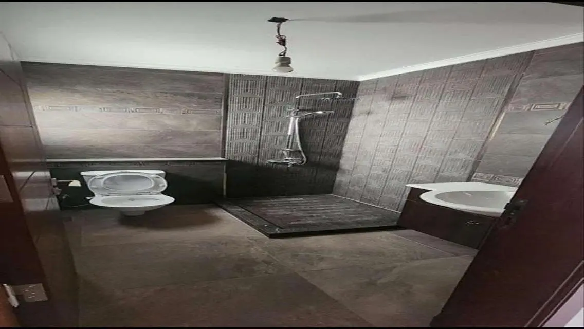 Fully Finished Apartment in Hyde Park