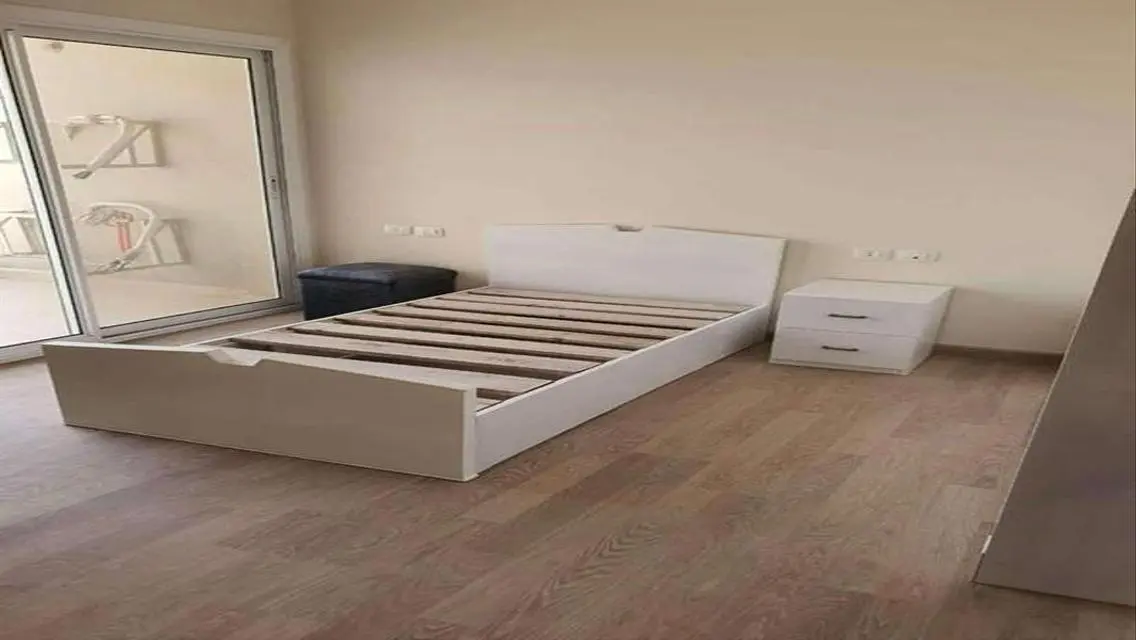 Fully Finished Apartment in Hyde Park