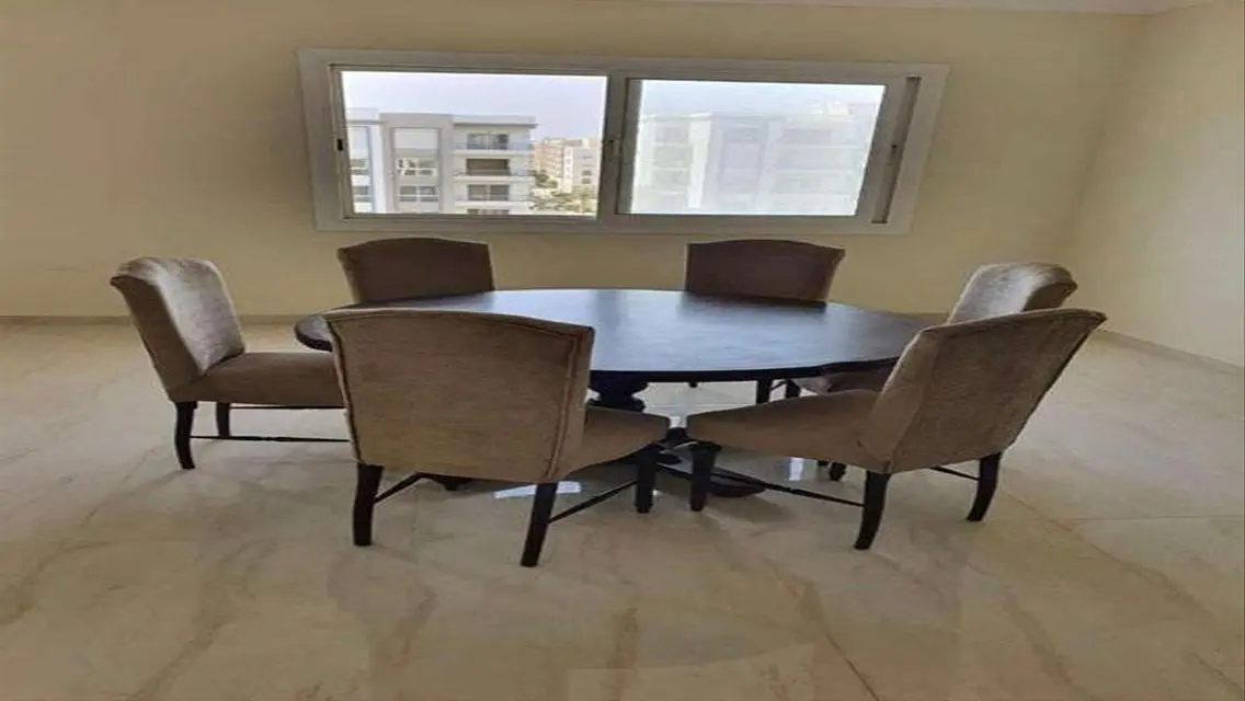 Fully Finished Apartment in Hyde Park