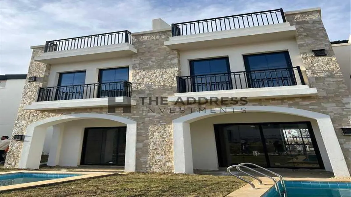 4bd + garden villa for sale installments 12 years