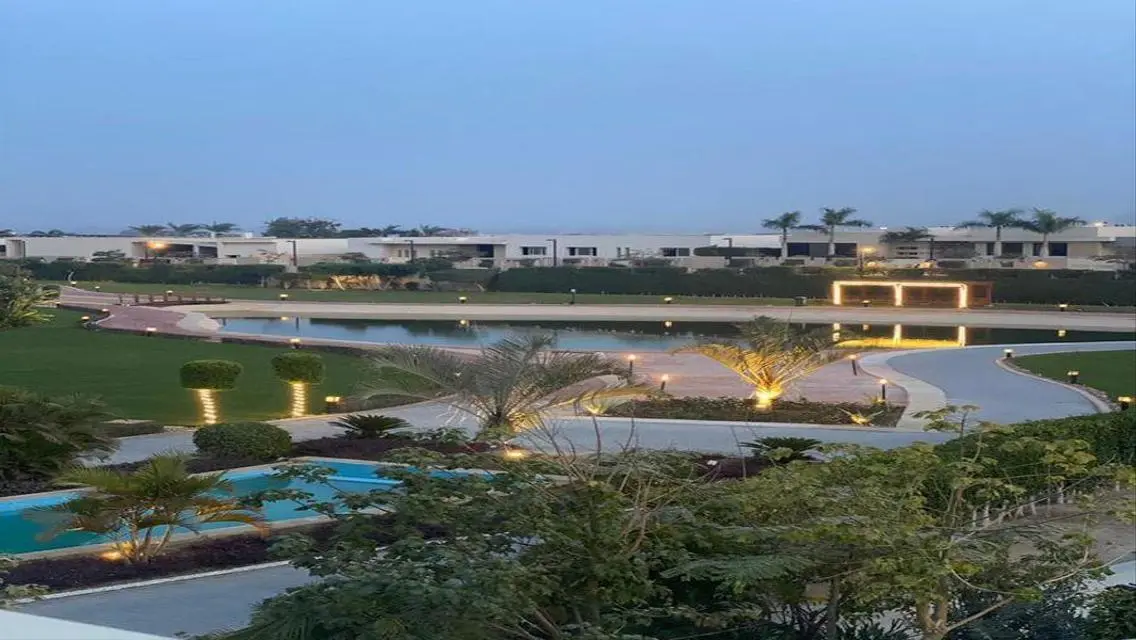 Apartment + Garden in Pyramids Hills near New Giza