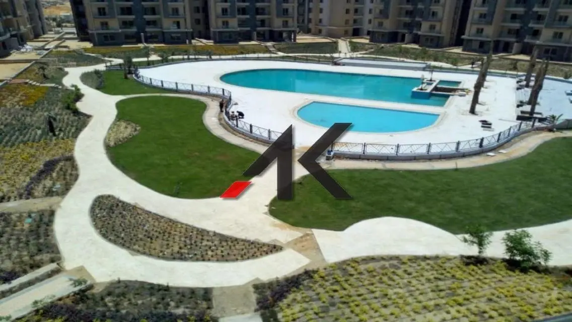 Prime Location Apartment in Galleria Moon Valley