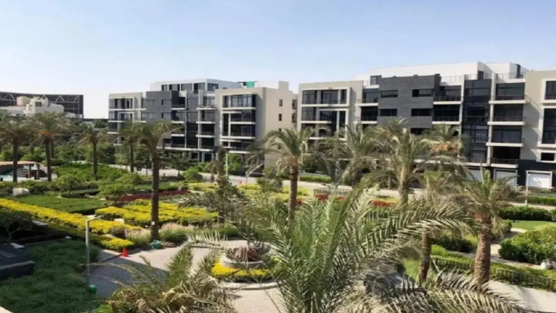 شقة مميزة كاملة التشطيب للبيع في ذا واتر واي فيو