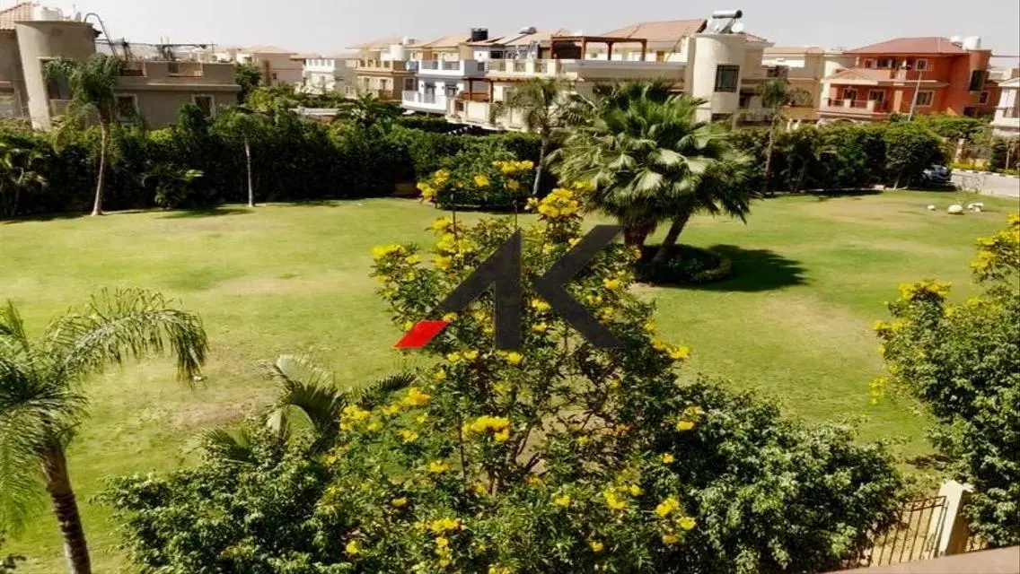 فيلا فاخرة 450 متر بموقع مميز للبيع في مكسيم