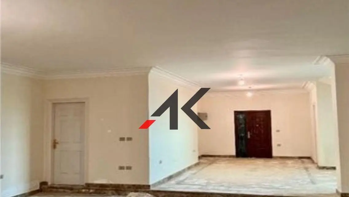 فيلا مميزة كاملة التشطيب للبيع  في نيو ميري لاند