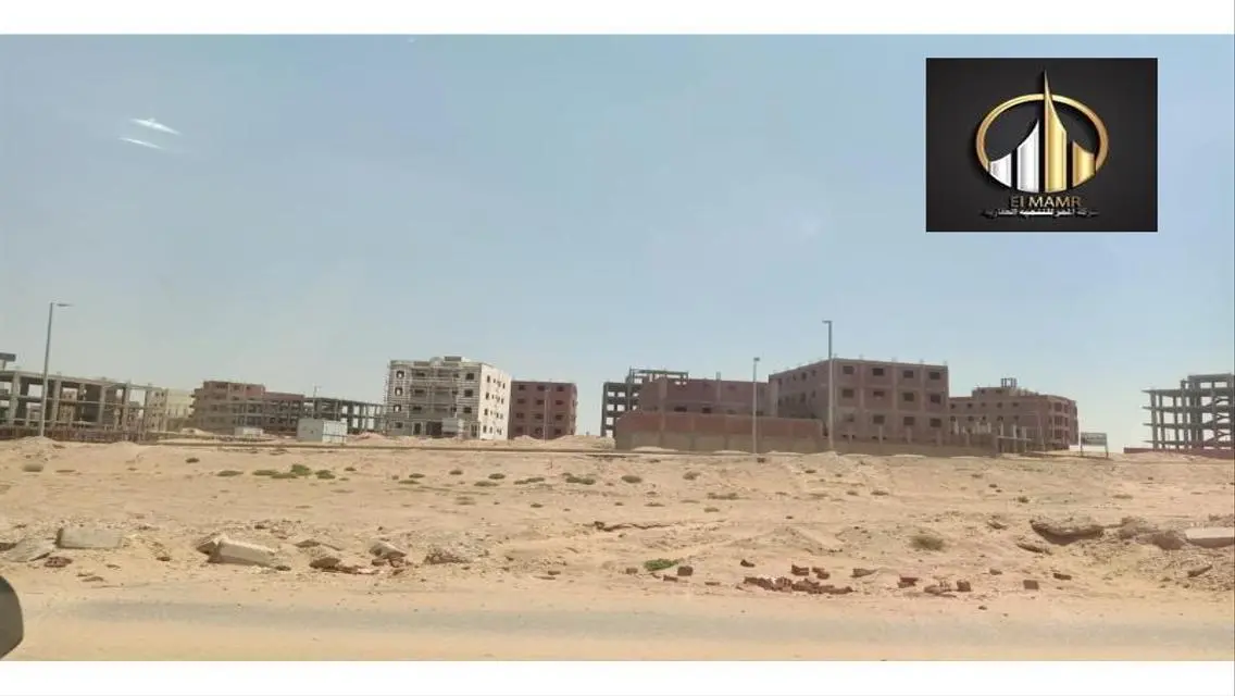فرصة في الحي السادس علي ناصية صريحه 209م
