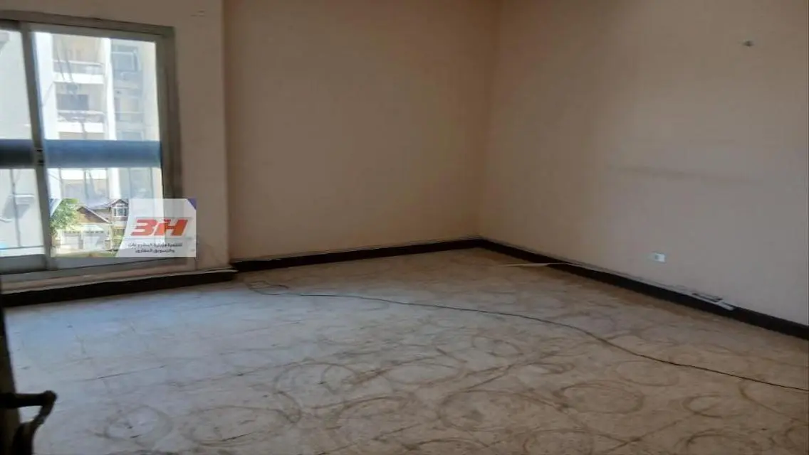 شقة تصلح سكنى او إدارى عمارات العبور صلاح سالم140م