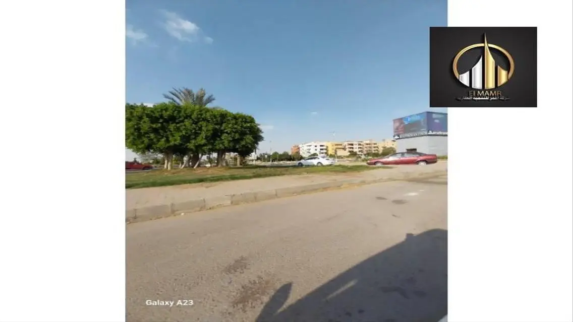 قطعة472م ارض للبيع دبل فيس علي جنيفا مباشر