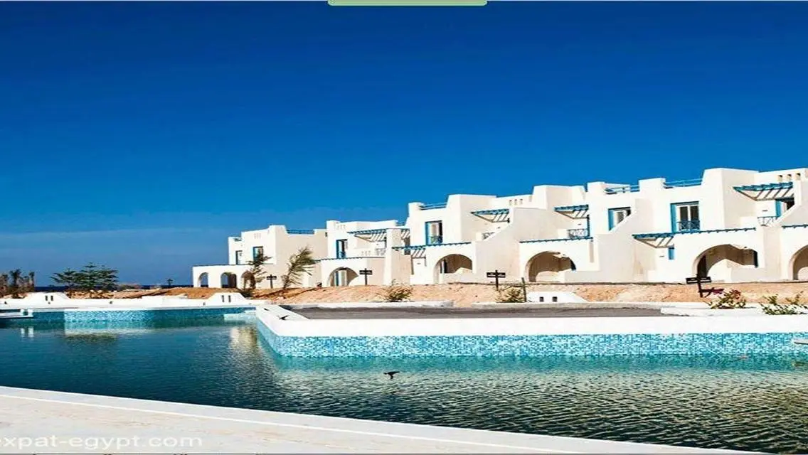 للبيع شاليه ارضي بجاردن مرحلة سكالا على البحر