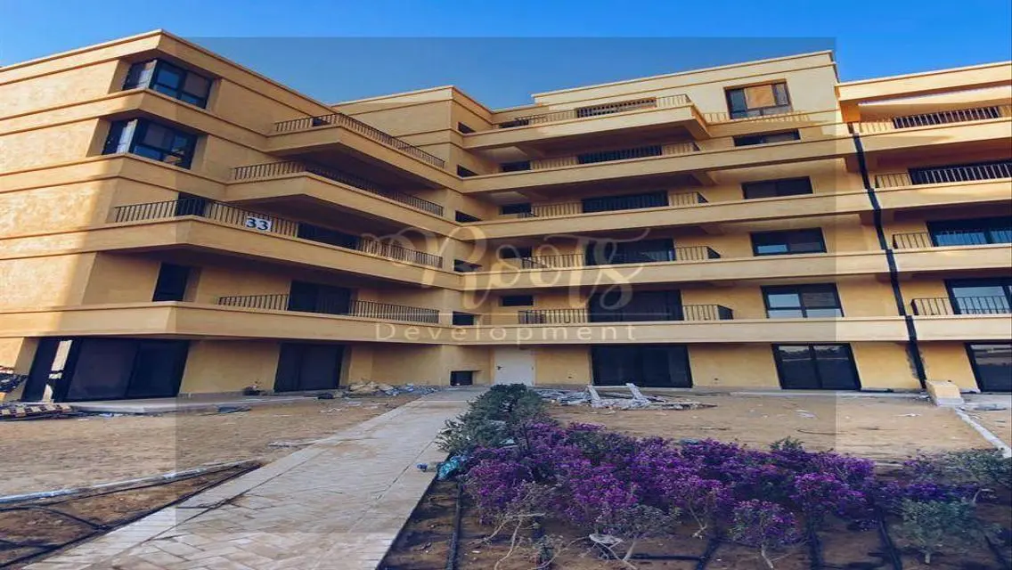 شقة بموقع مميز لاند سكيب فيو تكملة اقساط