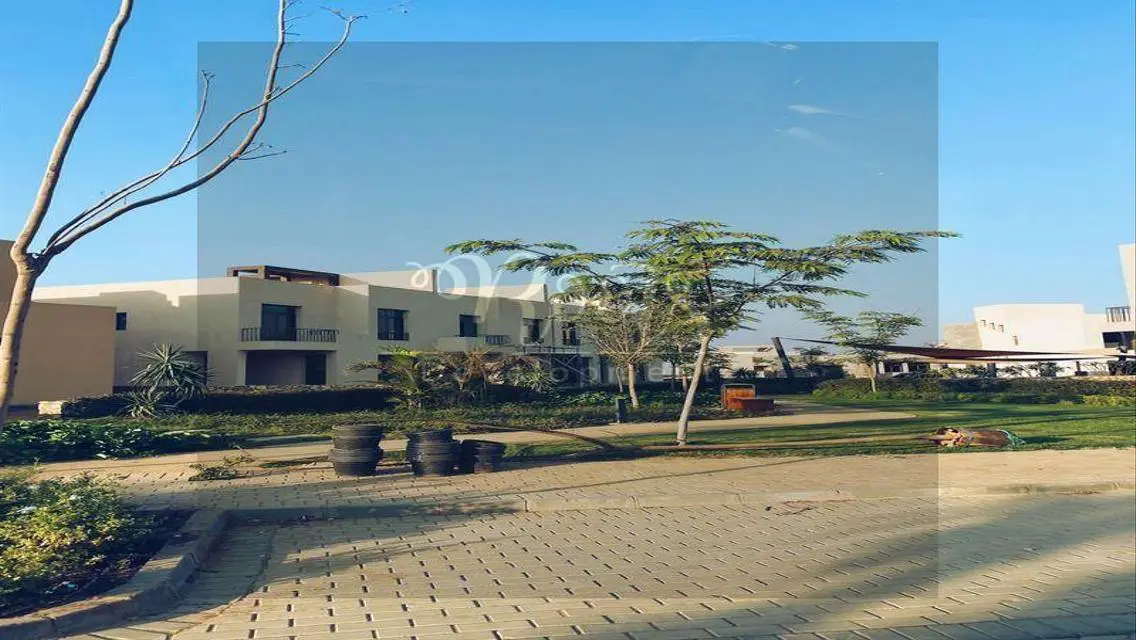شقة بموقع مميز لاند سكيب فيو تكملة اقساط