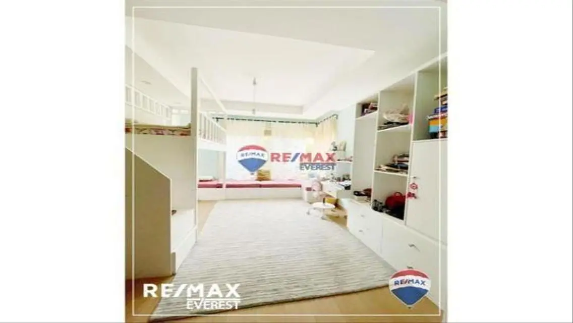 Prime Location Semi-furnished Twinhouse in Jeera