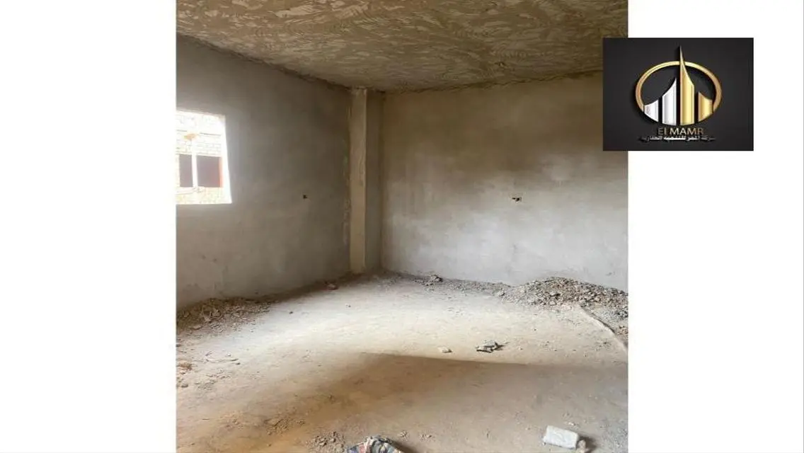 Apartment with a large area in the northwest of 15
