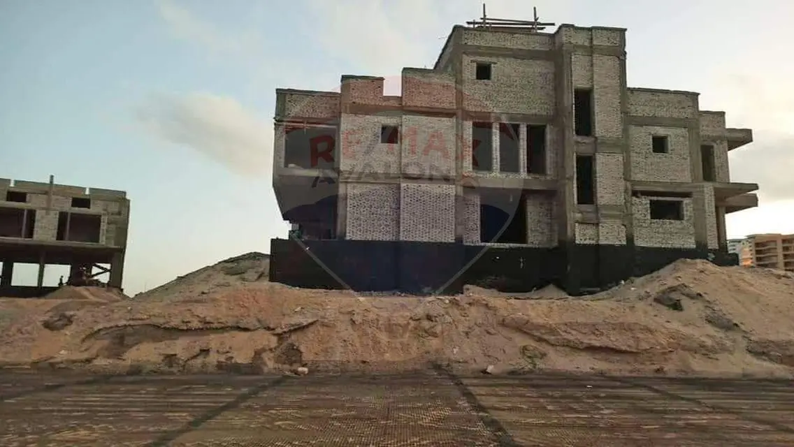 شاليه للبيع ( مارينا 8 ) 105 م