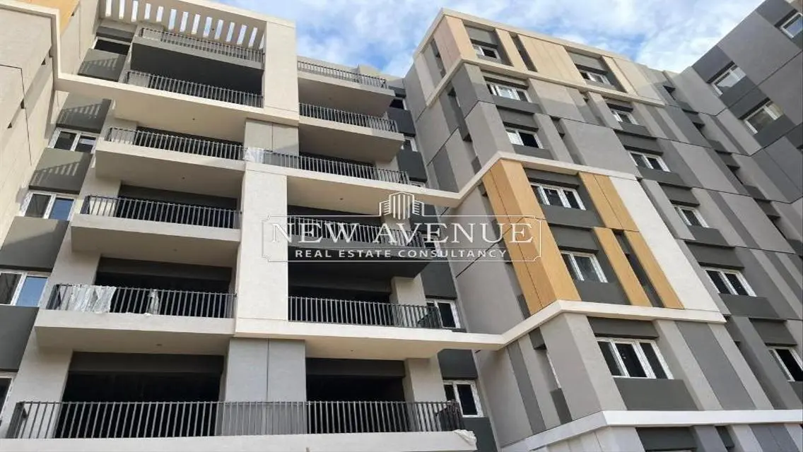 Apartment with best price - 3BR -with installemnts