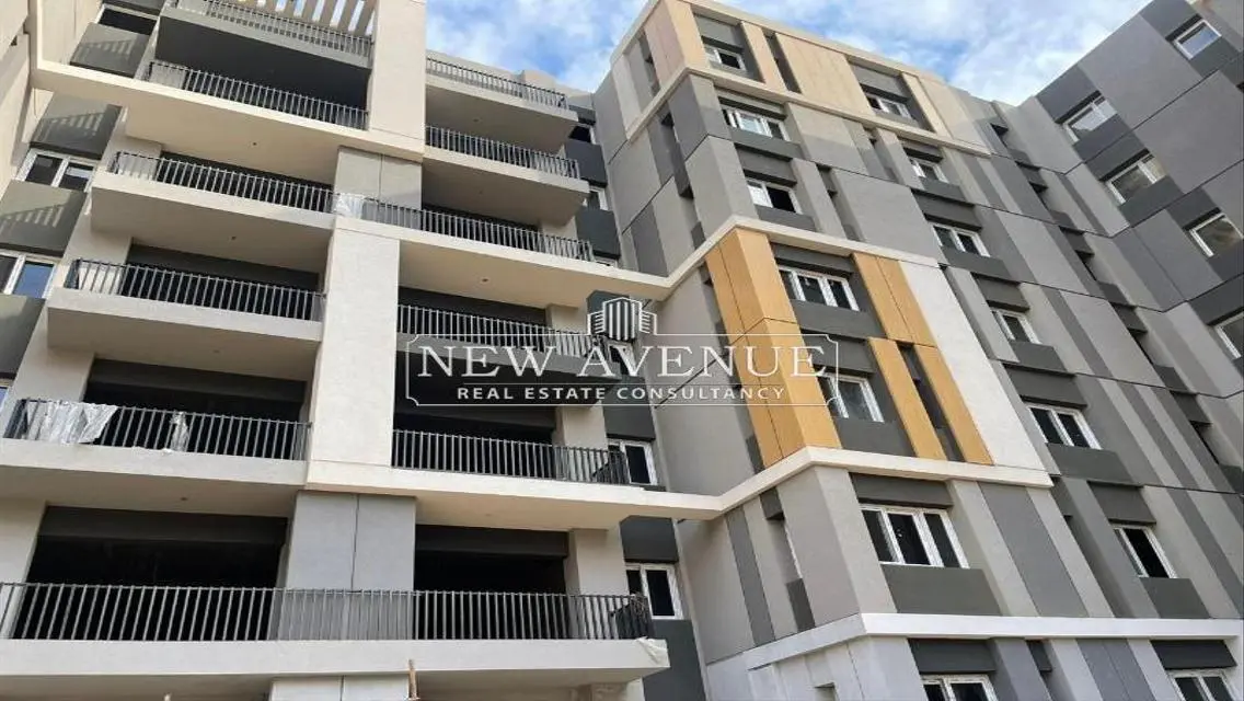 Apartment with best price - 3BR -with installemnts