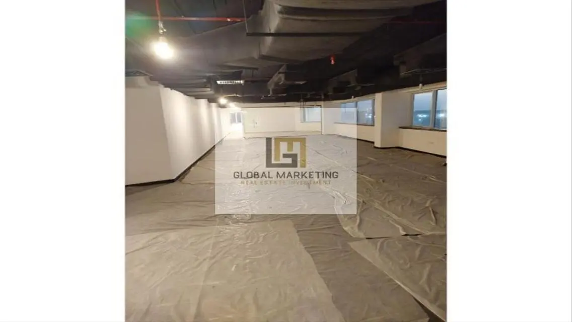 Fully finished office for rent 350m on South 90th