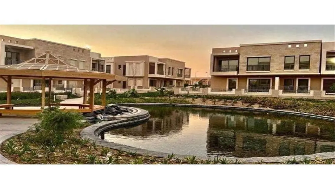 امتلك كواترو فيلا 143م بجانب فندق Kempinski التجمع