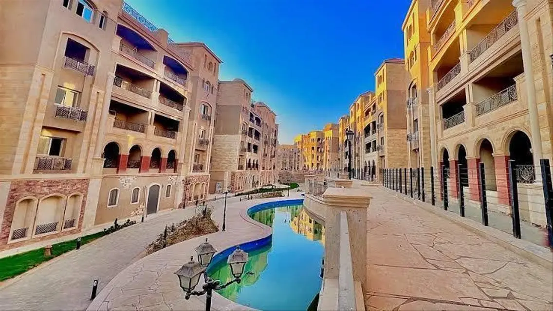 Apartment 3bed Ready to move+Showing Over 10 Years