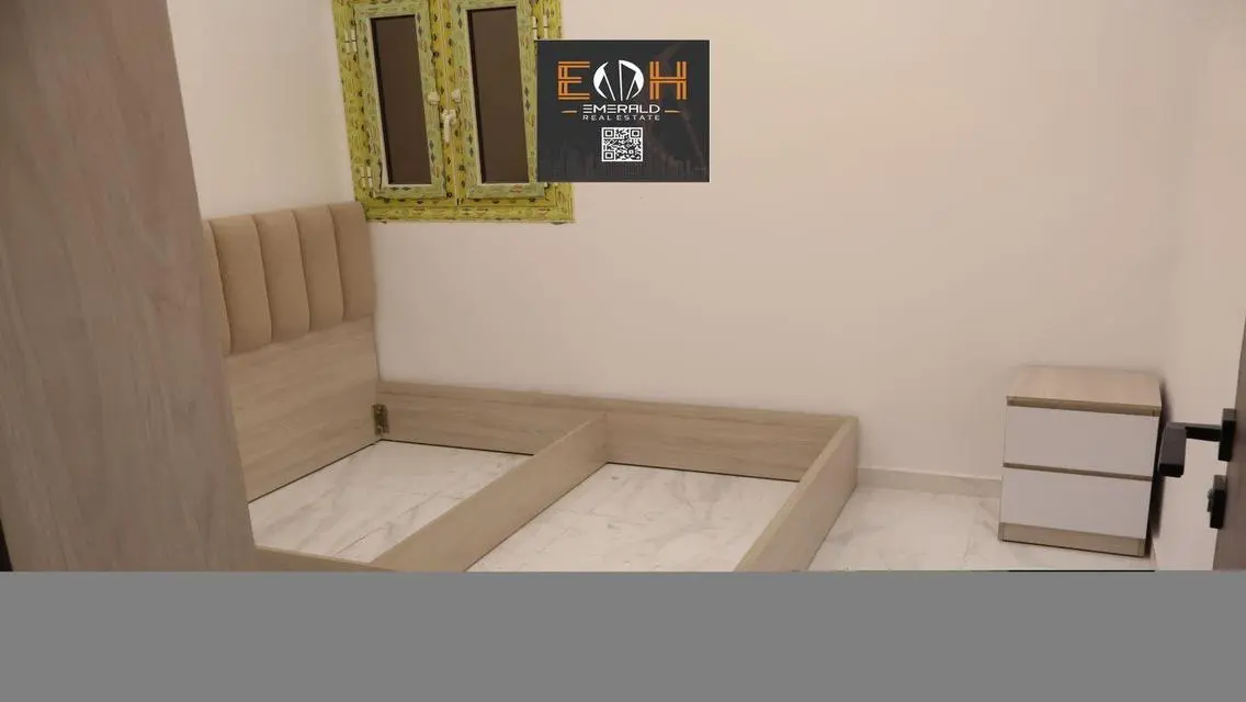 شقة فاخرة للبيع بمساحة واسعة