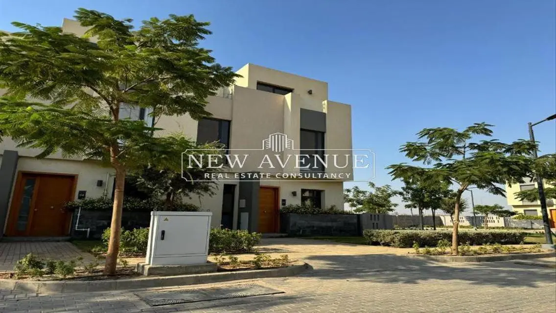 villa house prime location installments delivered