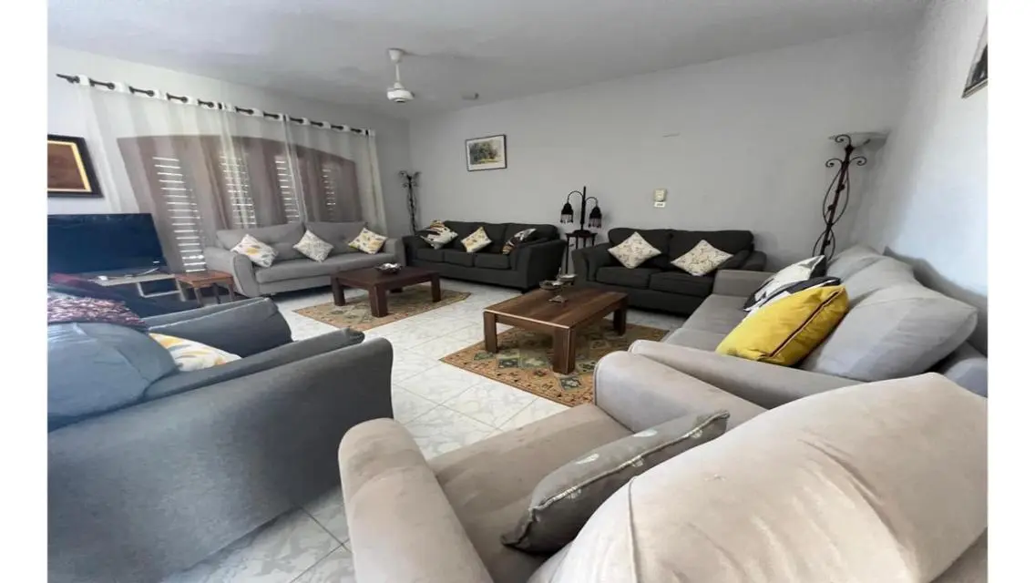 للبيع فيلا بمارينا 5 اول صف بحيره رمليه           