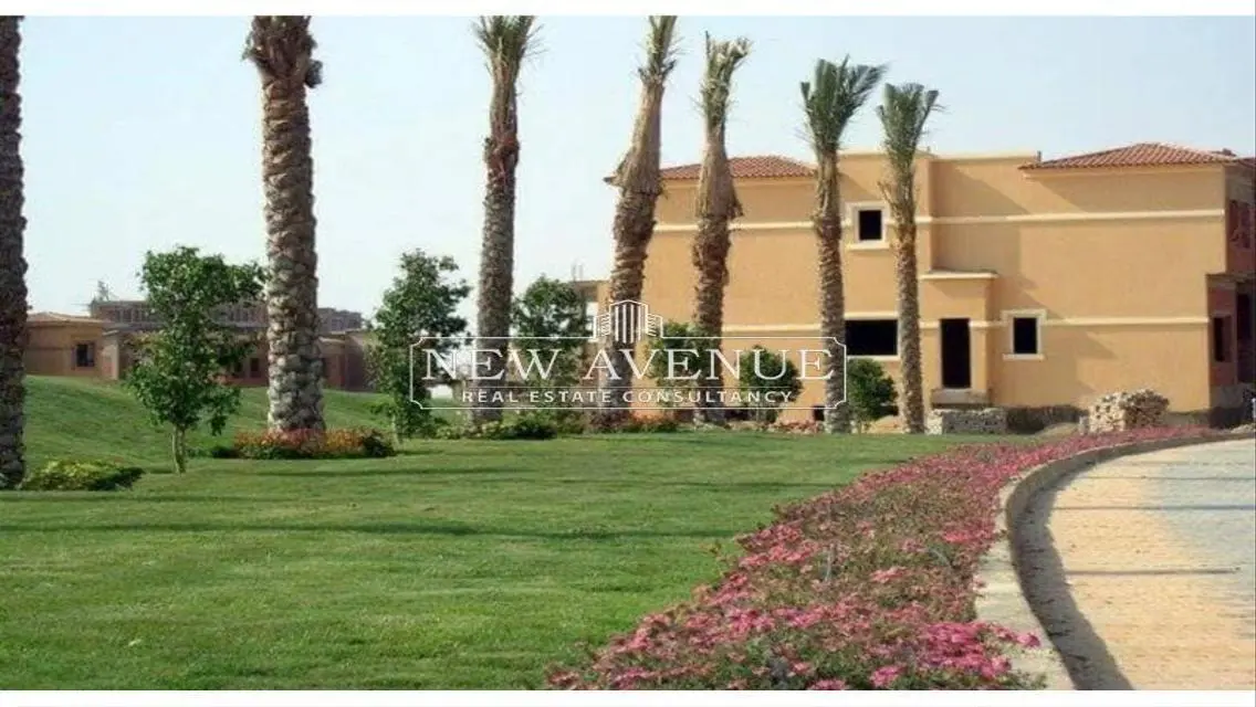 استلام فوى تاون هاوس كورنر في قطاميه جاردنز