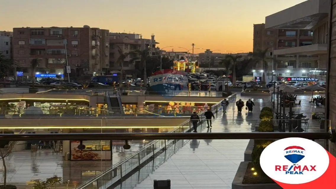 West Gate Mall Shop For Rent 67m