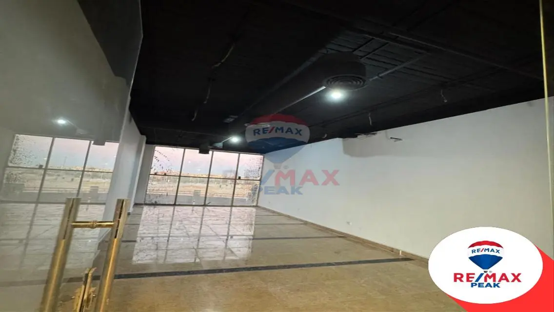 West Gate Mall Shop For Rent 67m